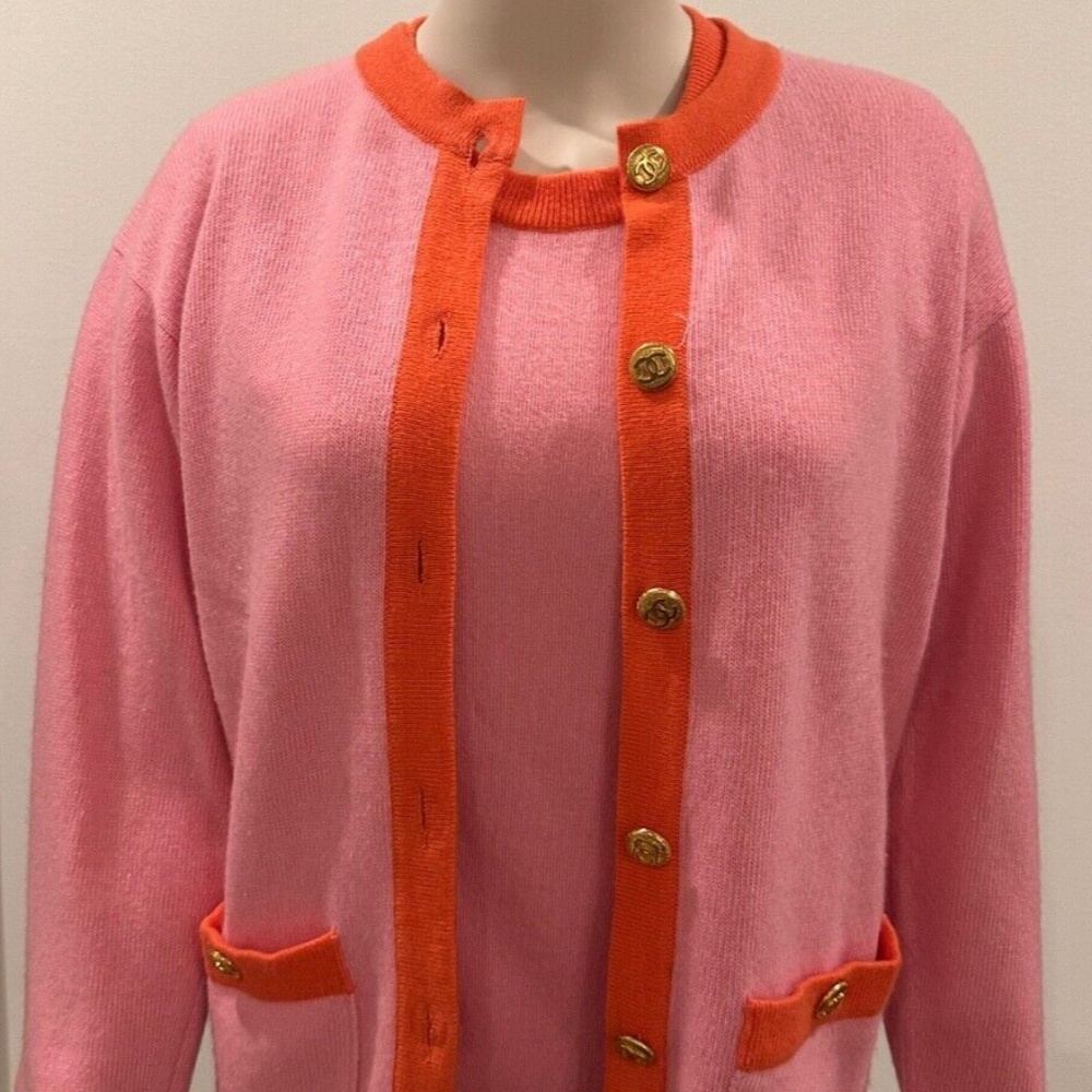 Chanel Cardigan Cashmere Sweater Medium Set